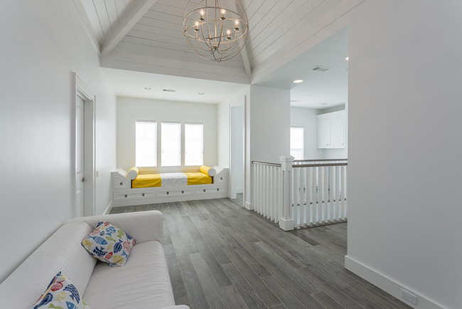 Segreto Secrets - Galveston Beach House - Extra Sleeping in Hallway Nook