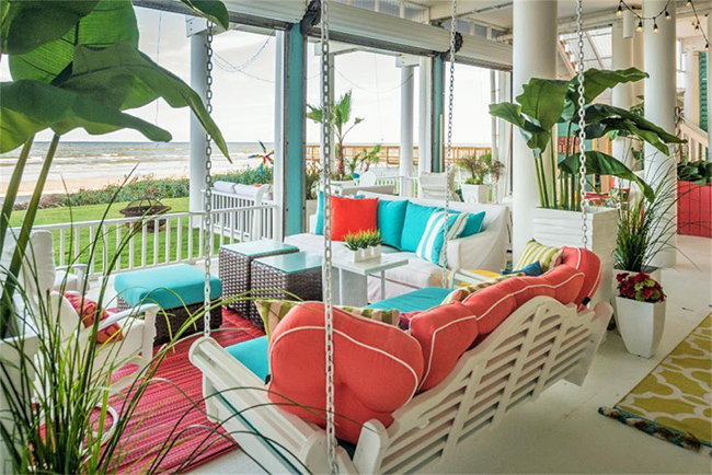 Segreto Secrets - Galveston Beach House - Beachfront Patio