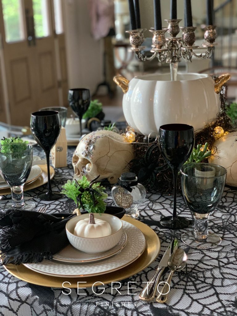 Halloween place setting