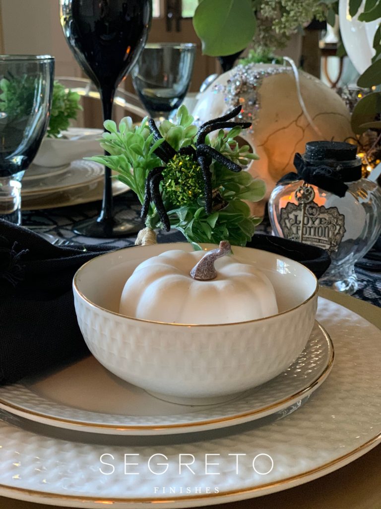 Up close of halloween dishware