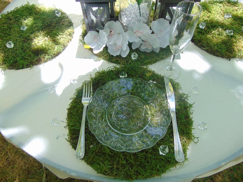 Green Moss Placemats for Garden Feel