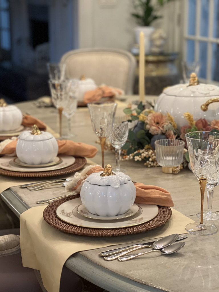 Thanksgiving tablescape