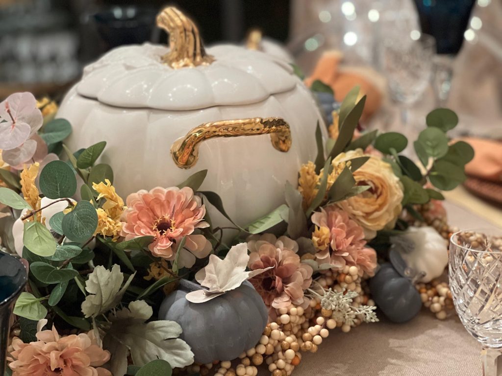 Thanksgiving tablescape